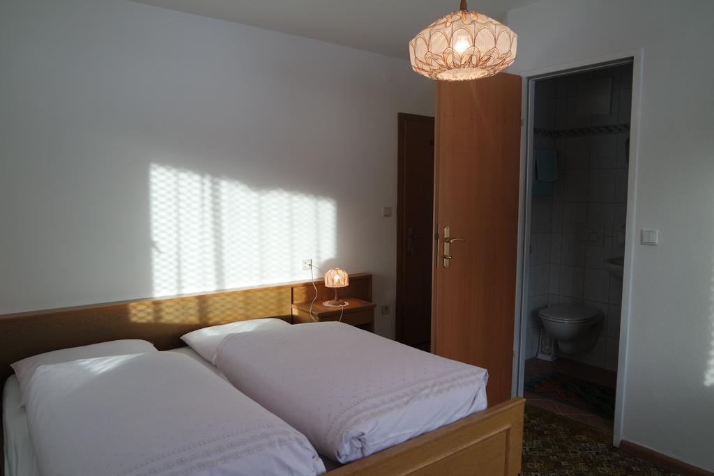 Haus Unterberg Bed and Breakfast San Giacomo Val di Vizze Esterno foto