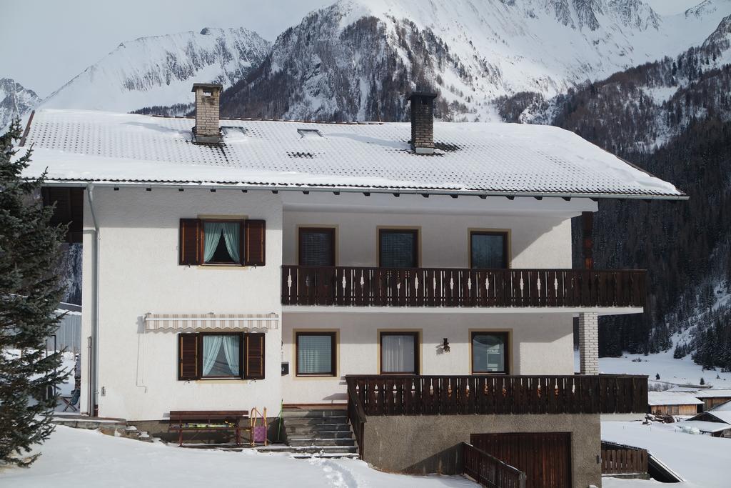 Haus Unterberg Bed and Breakfast San Giacomo Val di Vizze Esterno foto
